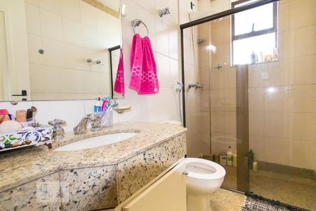 Apartamento à venda com 200m², 4 quartos e 3 vagasBanheiro social