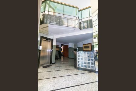 Apartamento à venda com 200m², 4 quartos e 3 vagasHall de entrada