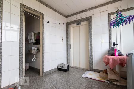 Apartamento à venda com 200m², 4 quartos e 3 vagasÁrea de serviço