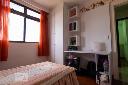 Apartamento à venda com 200m², 4 quartos e 3 vagasQuarto