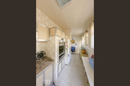 Casa à venda com 360m², 3 quartos e 3 vagasCozinha