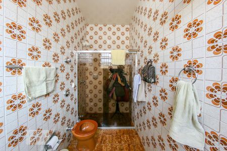 Casa à venda com 360m², 3 quartos e 3 vagasBanheiro da Suíte