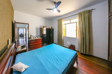 Casa à venda com 360m², 3 quartos e 3 vagasQuarto 2