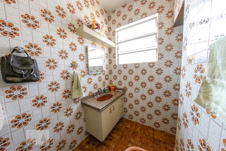 Casa à venda com 360m², 3 quartos e 3 vagasBanheiro da Suíte