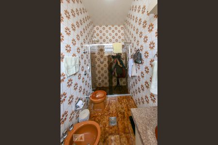 Casa à venda com 360m², 3 quartos e 3 vagasBanheiro da Suíte