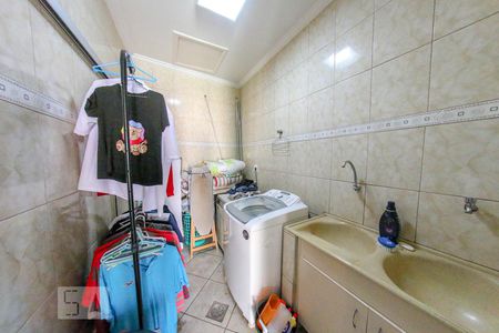 Casa à venda com 360m², 3 quartos e 3 vagasÁrea de Serviço