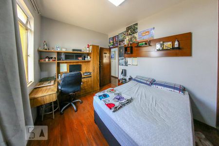 Casa à venda com 360m², 3 quartos e 3 vagasQuarto Suíte