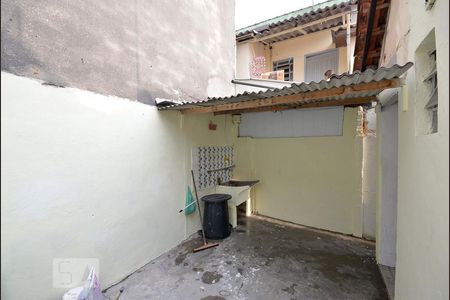 Casa à venda com 45m², 1 quarto e 1 vagaQuintal