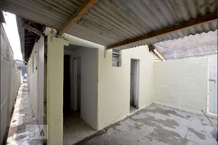 Casa à venda com 45m², 1 quarto e 1 vagaQuintal