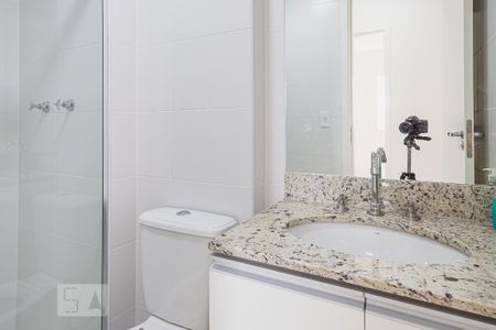 Banheiro Social de apartamento para alugar com 2 quartos, 65m² em Fundação, São Caetano do Sul