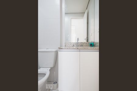 Banheiro Social de apartamento para alugar com 2 quartos, 65m² em Fundação, São Caetano do Sul