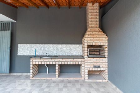 Apartamento para alugar com 45m², 2 quartos e sem vagaÁrea comum - Churrasqueira