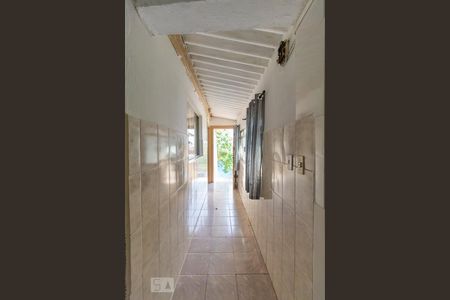 Corredor de casa para alugar com 1 quarto, 60m² em Vila Paulistania, São Paulo