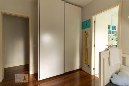 Apartamento para alugar com 155m², 2 quartos e 2 vagas Apartamento para alugar com 155m², 2 quartos e 2 vagasSuíte 2
