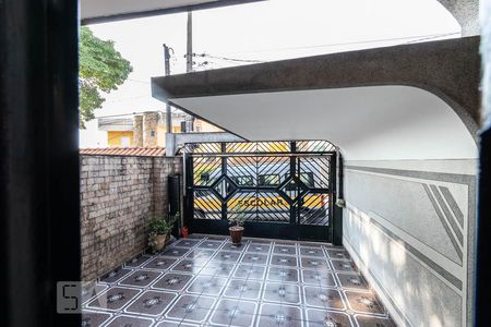 Vista da sala  de casa à venda com 3 quartos, 163m² em Vila Guilhermina, São Paulo