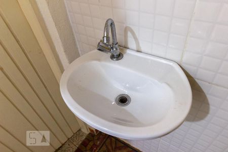 Casa para alugar com 35m², 1 quarto e sem vagaPia