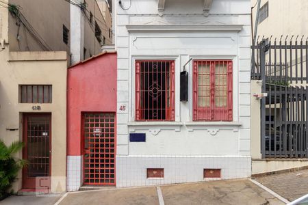 Casa para alugar com 35m², 1 quarto e sem vagaFachada