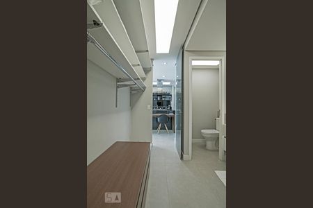 Apartamento à venda com 49m², 1 quarto e sem vagaCloset e Banheiro