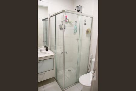 Casa à venda com 250m², 3 quartos e 4 vagasBanheiro