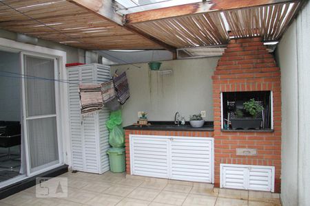 Casa à venda com 250m², 3 quartos e 4 vagasChurrasqueira