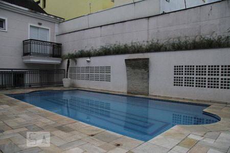 Casa à venda com 250m², 3 quartos e 4 vagasPiscina