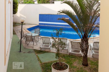 Casa de condomínio à venda com 120m², 2 quartos e 2 vagas Casa de condomínio à venda com 120m², 2 quartos e 2 vagasPiscina