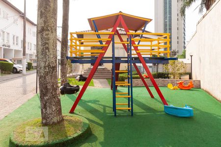 Casa de condomínio à venda com 120m², 2 quartos e 2 vagas Casa de condomínio à venda com 120m², 2 quartos e 2 vagasPlayground