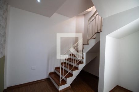 Sala de casa de condomínio à venda com 2 quartos, 120m² em Vila Antônio, São Paulo