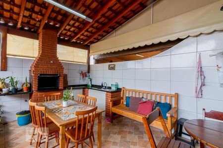 Casa à venda com 298m², 3 quartos e 6 vagasVaranda Gourmet