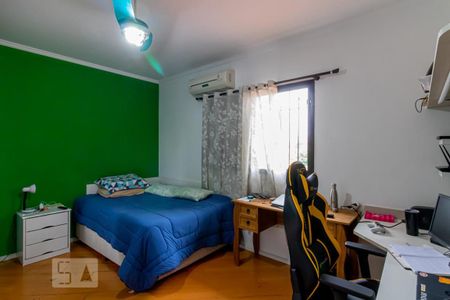 Casa à venda com 298m², 3 quartos e 6 vagasQuarto 2 