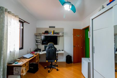 Casa à venda com 298m², 3 quartos e 6 vagasQuarto 2 