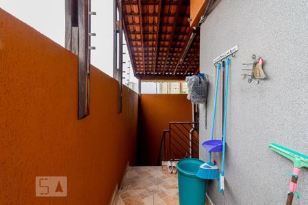 Casa à venda com 298m², 3 quartos e 6 vagasCorredor Externo