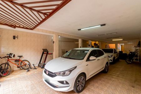 Casa à venda com 298m², 3 quartos e 6 vagasGaragem