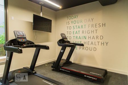 Studio para alugar com 27m², 1 quarto e sem vaga Studio para alugar com 27m², 1 quarto e sem vagaÁrea comum - Academia