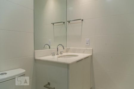 Studio para alugar com 27m², 1 quarto e sem vaga Studio para alugar com 27m², 1 quarto e sem vagaBanheiro