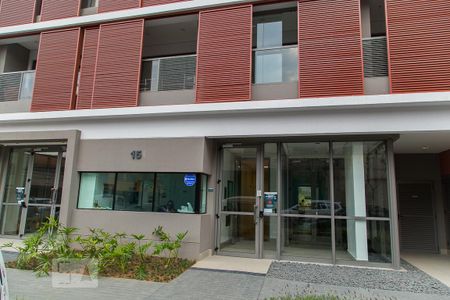 Studio para alugar com 27m², 1 quarto e sem vaga Studio para alugar com 27m², 1 quarto e sem vagaFachada