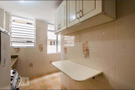 Cozinha de kitnet/studio para alugar com 1 quarto, 35m² em José Menino, Santos