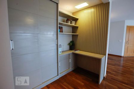 Sala de apartamento à venda com 3 quartos, 125m² em Vila Olímpia, São Paulo