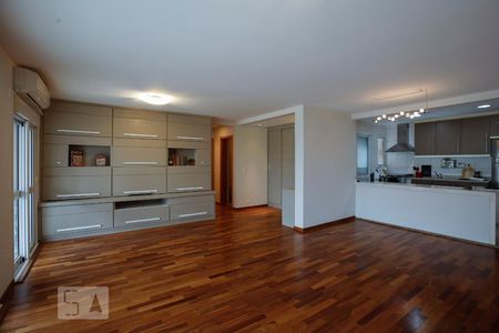 Sala de apartamento à venda com 3 quartos, 125m² em Vila Olímpia, São Paulo