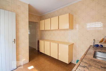 Casa à venda com 200m², 3 quartos e 1 vagaCozinha 