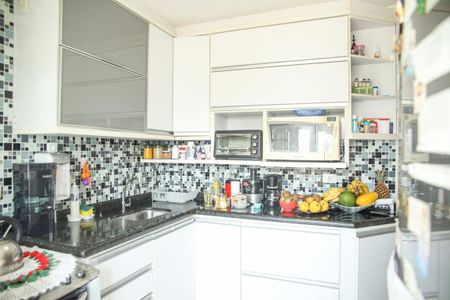 Apartamento à venda com 90m², 3 quartos e 2 vagasCozinha