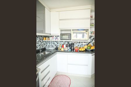 Apartamento à venda com 90m², 3 quartos e 2 vagasCozinha