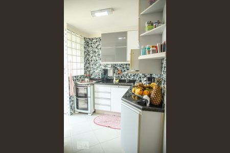 Apartamento à venda com 90m², 3 quartos e 2 vagasCozinha