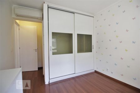 Apartamento à venda com 132m², 3 quartos e 2 vagasSuíte 1