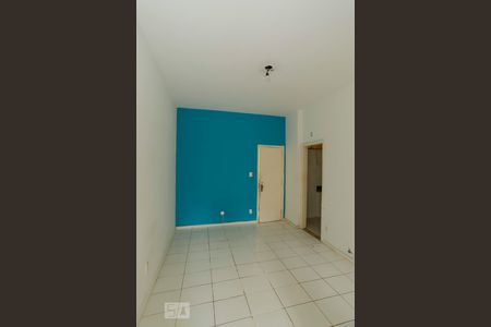 Sala de apartamento para alugar com 1 quarto, 45m² em Leme, Rio de Janeiro