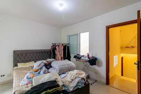 Casa à venda com 200m², 3 quartos e 4 vagasSuíte 3