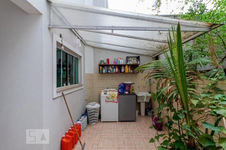 Casa à venda com 200m², 3 quartos e 4 vagasÁrea de Serviço