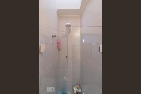 Casa à venda com 200m², 3 quartos e 4 vagasBanheiro da Suíte 2