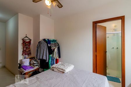 Casa à venda com 200m², 3 quartos e 4 vagasSuíte 1