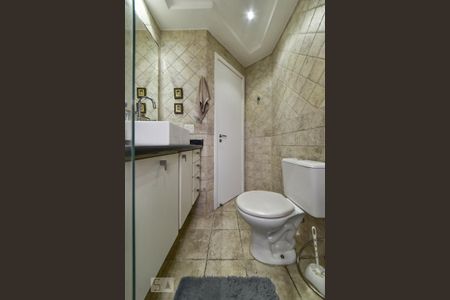 Apartamento à venda com 104m², 3 quartos e 2 vagasBanheiro da Suíte